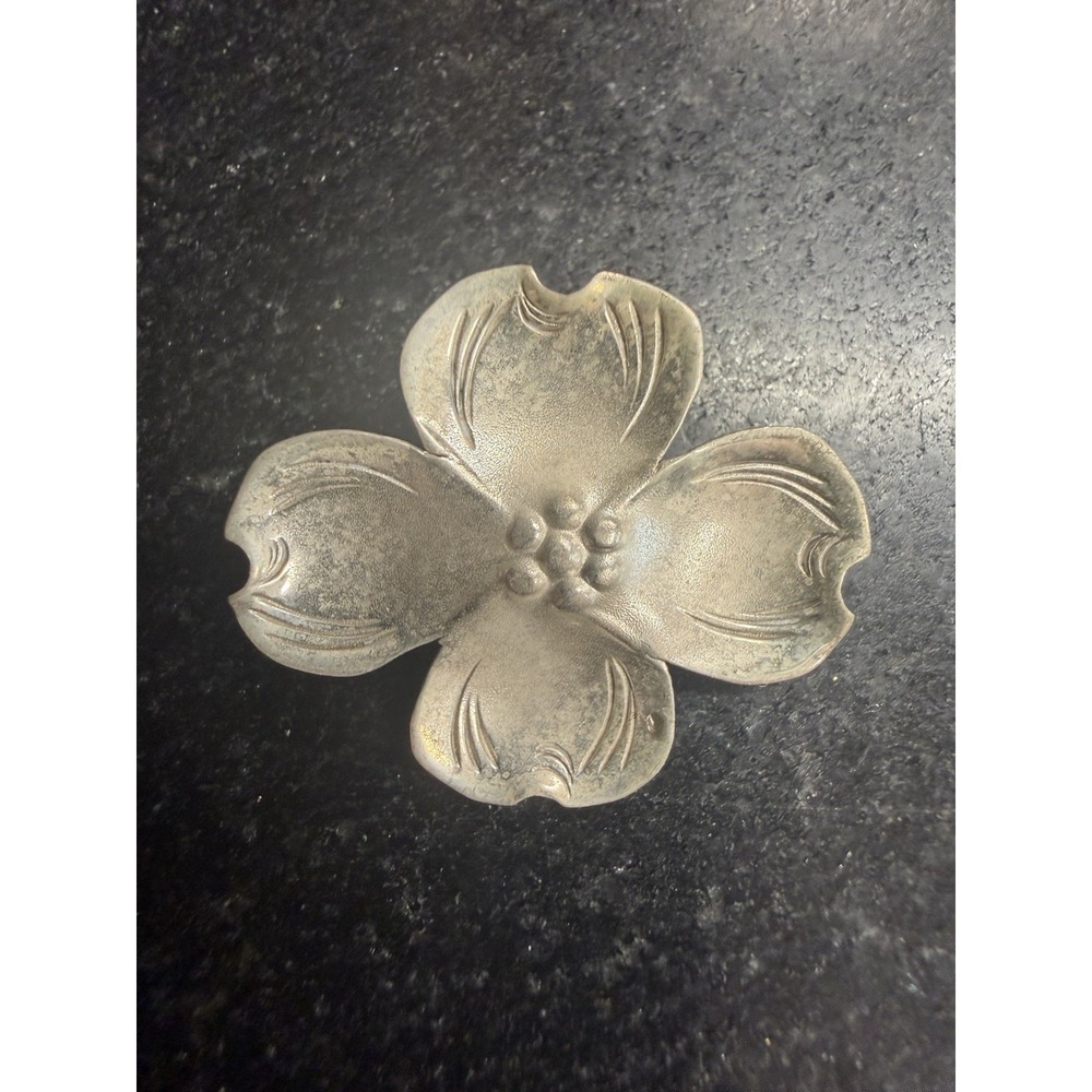 Vtg NYE Sterling Dogwood Blossom Brooch Pin 7/8" Brattleboro VT - Picture 4 of 5